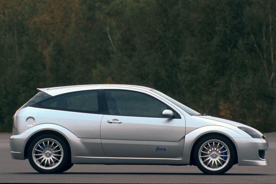  Ford Focus R 1999 года  (фото 2 из 5)